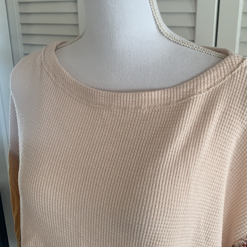Free People We The Free Blossom Thermal Top Women’s Rose Waffle Shirt Size Small - Picture 2 of 9